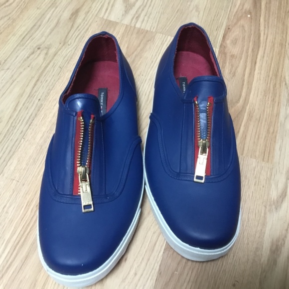 Women’s Tommy Hilfiger Blue Rubber Shoes - Picture 9 of 9